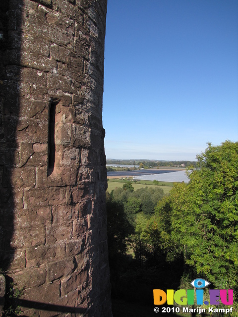 SX16516 Goodrich Castle view from causeway